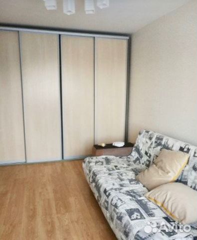 2-к квартира, 55 м², 4/10 эт.