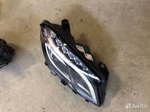 Фара правая на Mercedes GLA X156 биксенон Фара правая на Mercedes GLA X156 биксенон