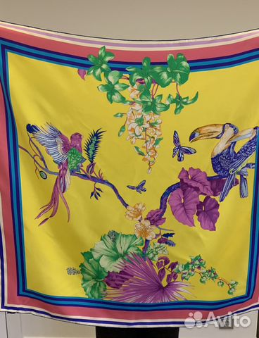 Новый шелковый платок от Etro 90х90 Новый шелковый платок от Etro 90х90