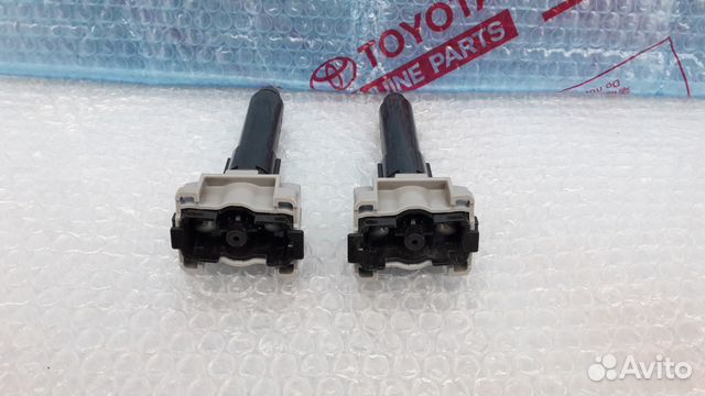 Форсунка фары Toyota Land Cruiser 200 15-20 Форсунка фары Toyota Land Cruiser 200 15-20