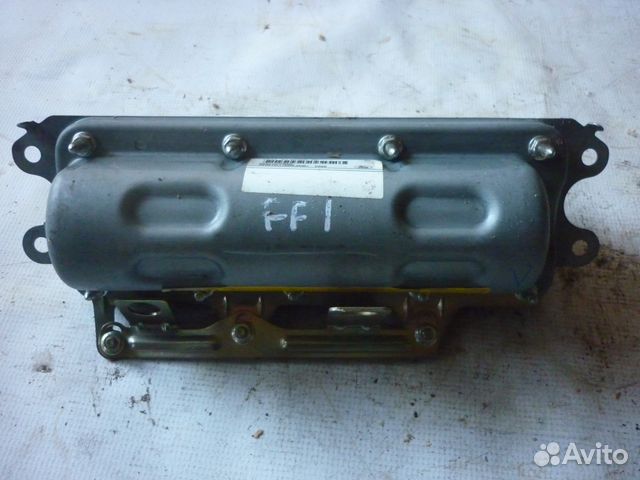Подушка в торпедо Ford Focus 98-04 Подушка в торпедо Ford Focus 98-04