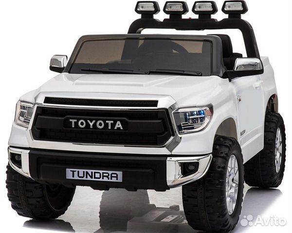 Электромобиль RiverToys Toyota Tundra Mini Белый
