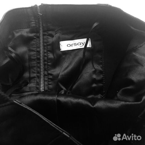 Платья вечерние