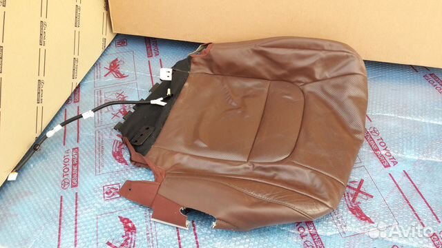 Обивка сиденья Toyota Land Cruiser 200 L