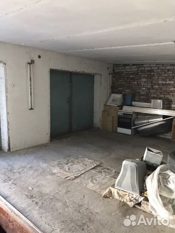 Гараж, > 30 м²