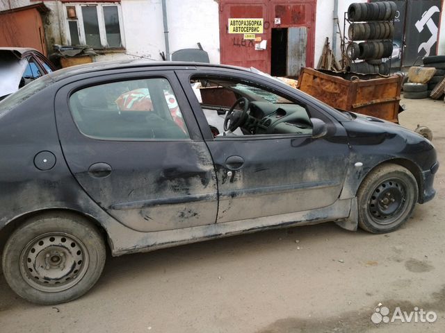 В разборе Пежо 206 В разборе Пежо 206