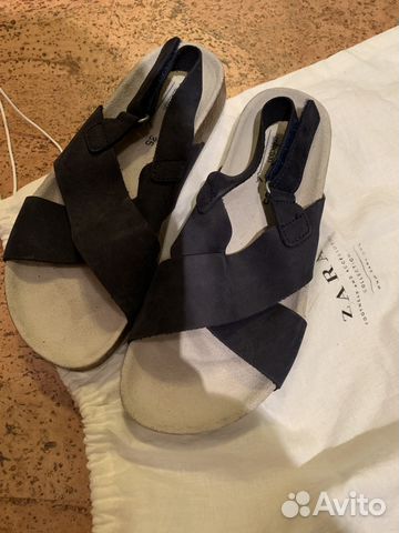 Сандалии Zara