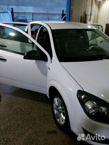 Opel Astra 1.6 МТ, 2012, 67 000 км