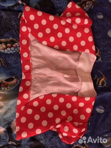 Платье на выпускной красное в горошек пышное летне Платье на выпускной красное в горошек пышное летне