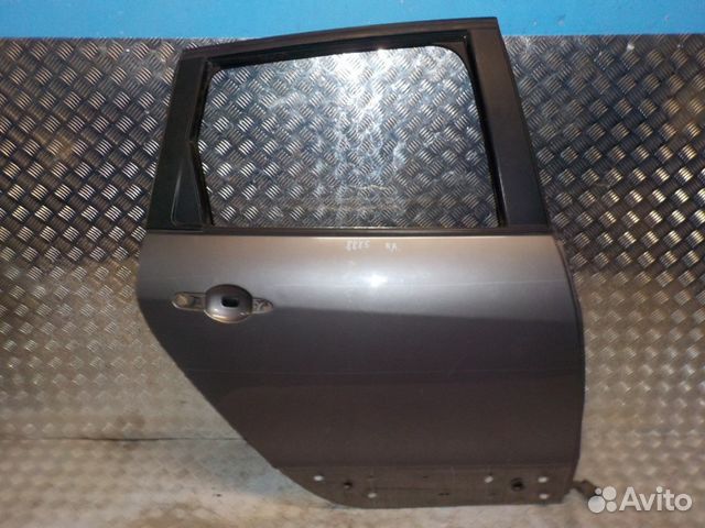 Дверь задняя правая Renault Scenic 3 Дверь задняя правая Renault Scenic 3