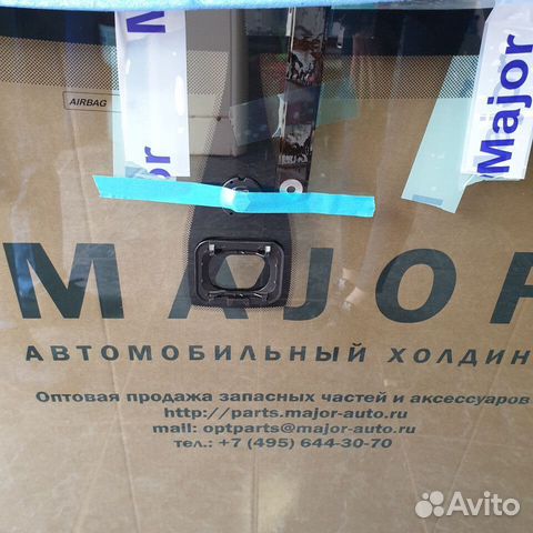 Лобовое стекло Форд Фокус 2 с обогревом, д/д Лобовое стекло Форд Фокус 2 с обогревом, д/д