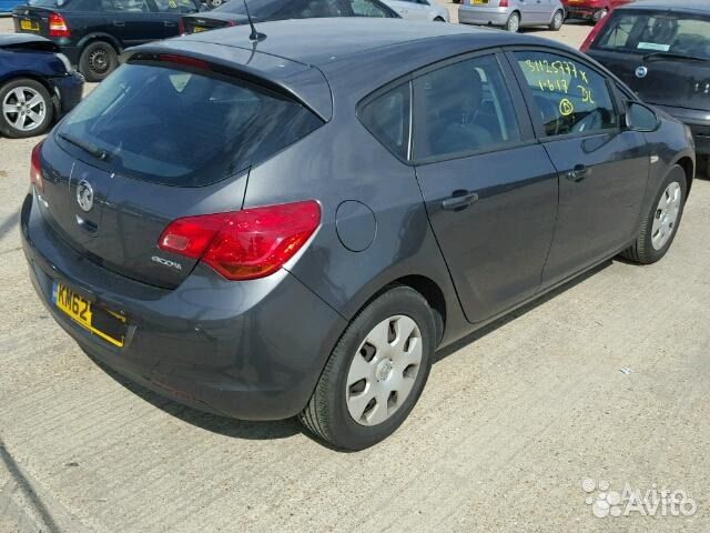 Дверь капот фара бампер Opel Astra J
