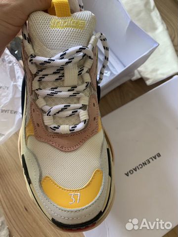 Кроссовки Balenciaga Triple S Кроссовки Balenciaga Triple S