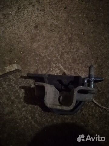 Опора двс Nissan Almera n16 передняя Опора двс Nissan Almera n16 передняя