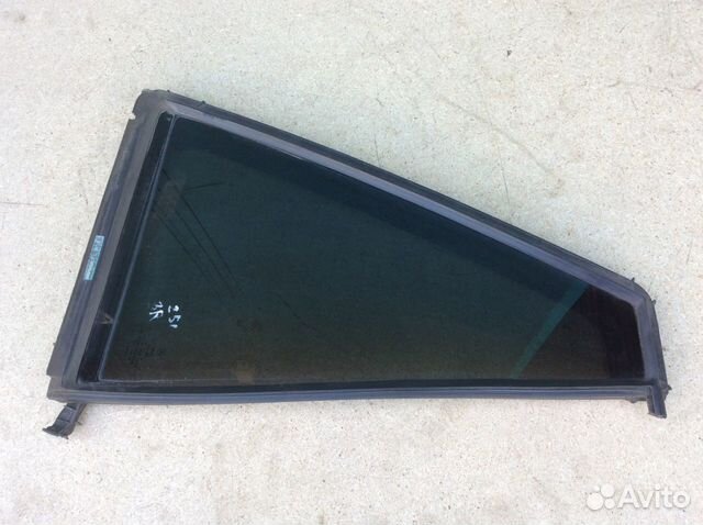 Стекло двери задней правой форточка Mercedes W251