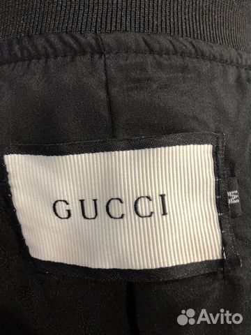 Куртка Gucci, легкая, яркая Куртка Gucci, легкая, яркая