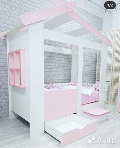 Новая детская кровать домик с матрасом и ящиками Новая детская кровать домик с матрасом и ящиками