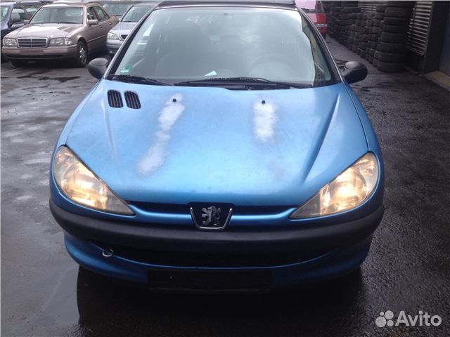 Разбор на запчасти Peugeot 206 Разбор на запчасти Peugeot 206