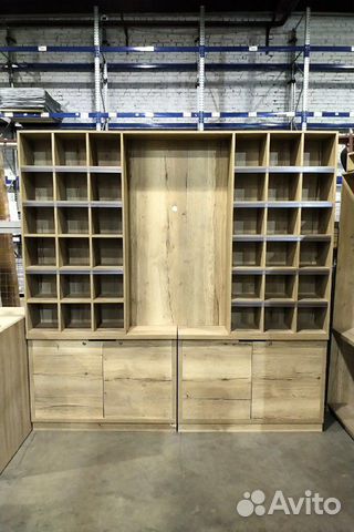 Дубовый торговый стеллаж (2200х300х2200)