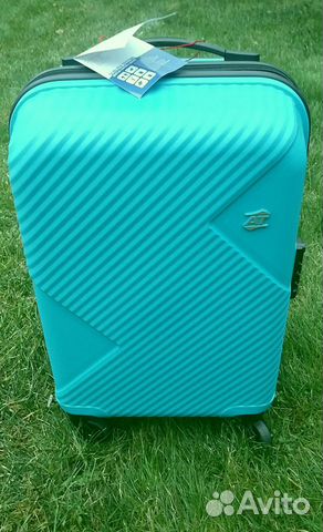 Новый Чемодан American Tourister Ультралёгкий 2кг Новый Чемодан American Tourister Ультралёгкий 2кг