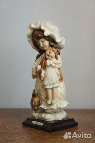 Девочка с куклой Италия Giuseppe Armani Florence