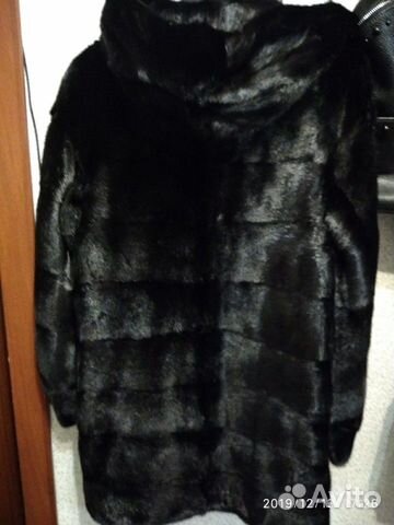 Шуба норковая черная поперечка Шуба норковая черная поперечка
