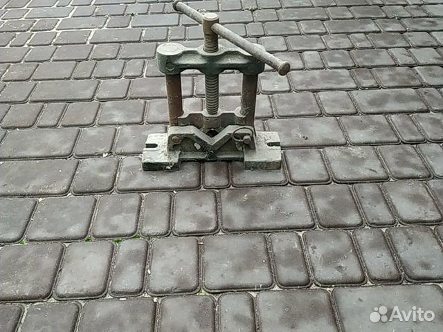 Тиски Тиски