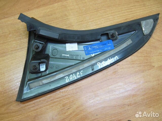 Накладка стойки двери багажника Mercedes W176 Мерс