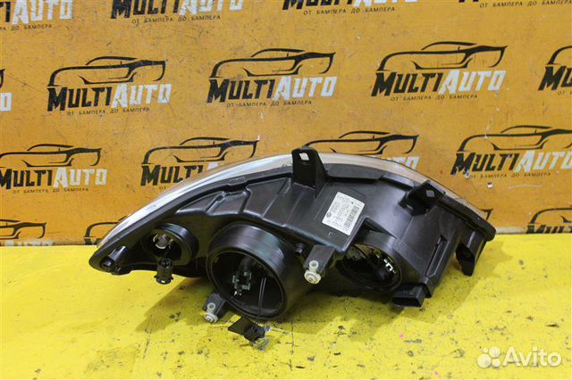 Фара передняя правая Mercedes Viano W639 2010-2014 Фара передняя правая Mercedes Viano W639 2010-2014