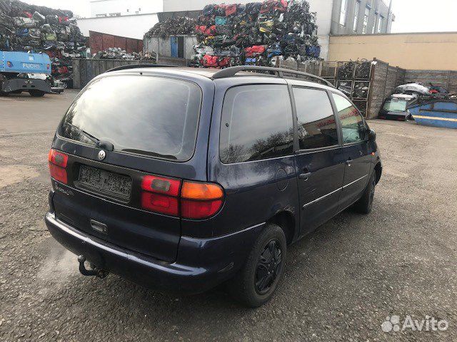 Разбор на запчасти Volkswagen Sharan