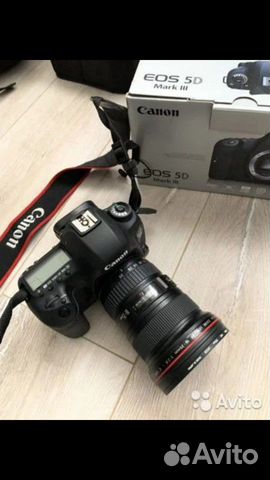 Зеркальный фотоаппарат Зеркальный фотоаппарат
