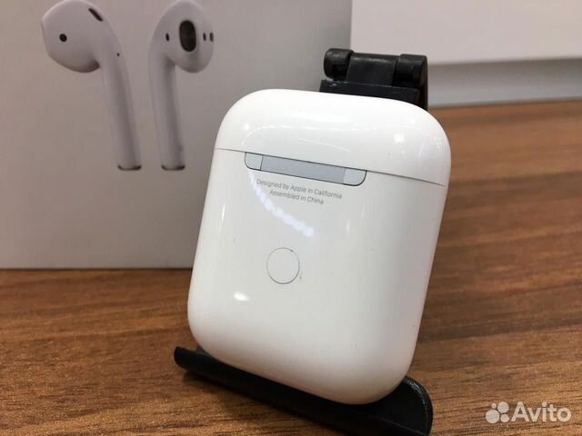 AirPods 2 with Wireless Charging Case Оригинал