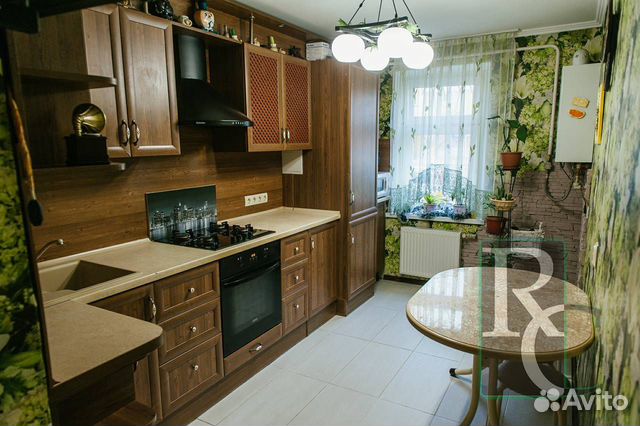 3-к квартира, 76 м², 1/10 эт.