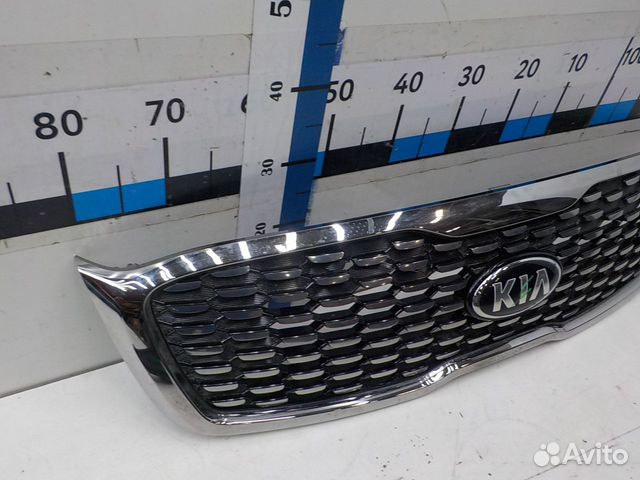 Решетка радиатора на Kia Sorento