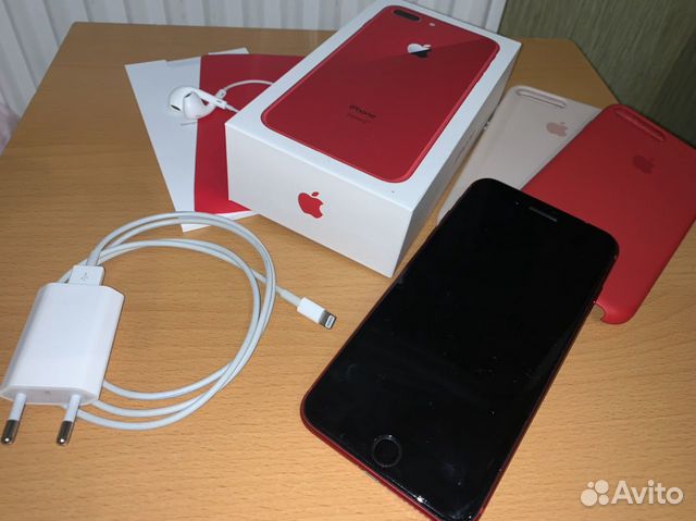 iPhone 8 plus red 64gb