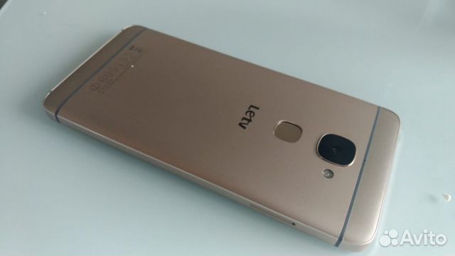 Продам смартфон LeEco Le 2 3/32 Продам смартфон LeEco Le 2 3/32