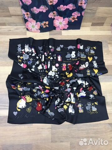 Новый женский шёлковый платок Gold Kashkha Новый женский шёлковый платок Gold Kashkha