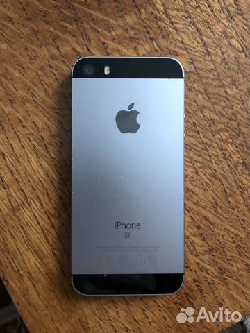 Телефон iPhone SE Телефон iPhone SE