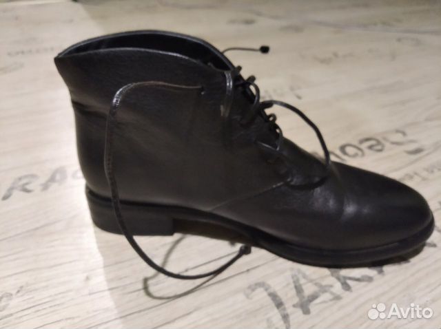 Новые кожаные полуботинки Pierre Cardin 38 р Новые кожаные полуботинки Pierre Cardin 38 р