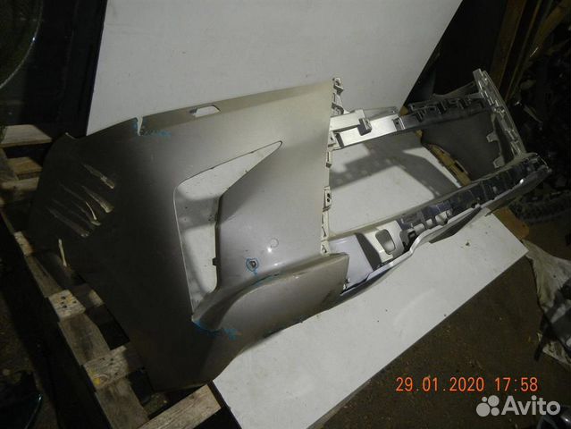 Бампер передний Lexus LX 570 2007) Бампер передний Lexus LX 570 2007)