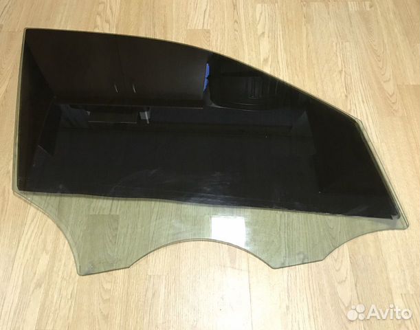 Стекло передней правой двери Mercedes W166 X166 16 Стекло передней правой двери Mercedes W166 X166 16