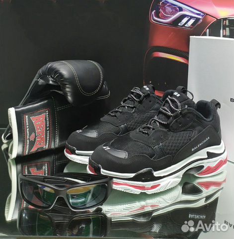 Кроссовки balengiaca triple s Кроссовки balengiaca triple s