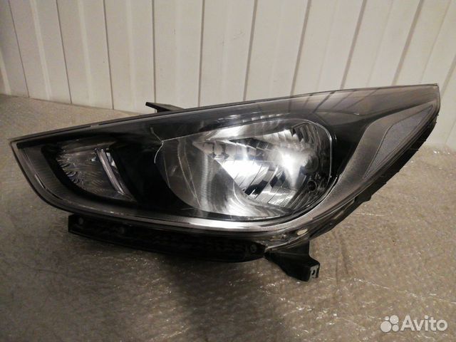 Фара галоген передняя левая Hyundai Solaris 2 Фара галоген передняя левая Hyundai Solaris 2