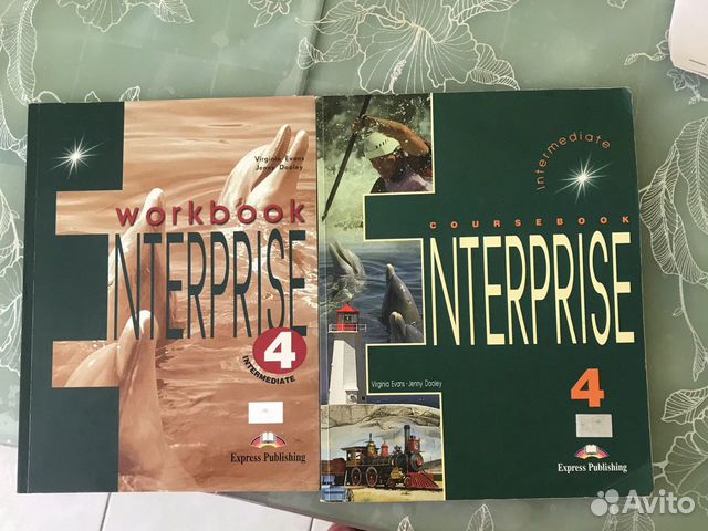 Учебник и рабочая тетрадь по английскому языку