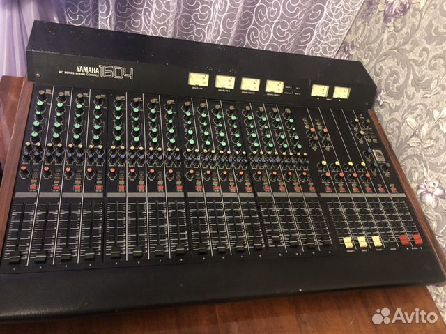 Микшерный пульт yamaha 1604
