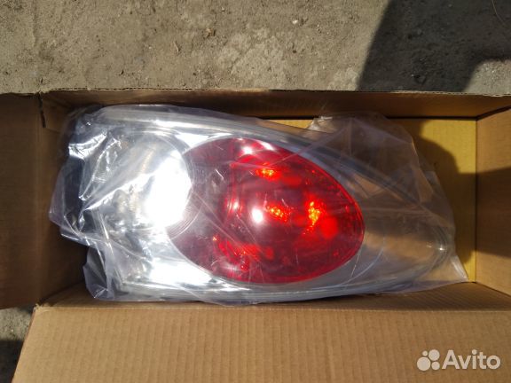 Фонарь задний наружный левый mazda 6