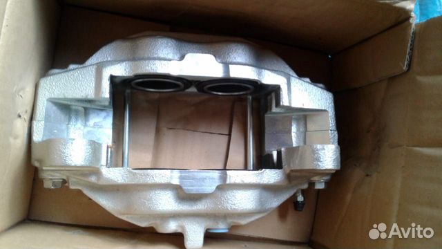 Передний Суппорт оригинал Toyota Land Cruiser 200 Передний Суппорт оригинал Toyota Land Cruiser 200
