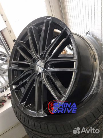 Диски Vossen VFS4 R19 5x114.3 Диски Vossen VFS4 R19 5x114.3