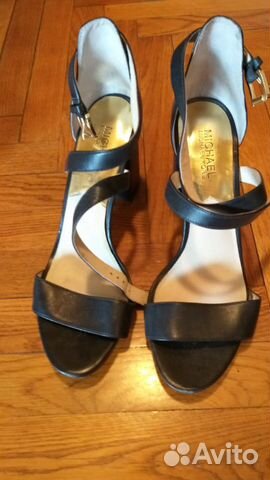 Босоножки кожаные Michael Kors Босоножки кожаные Michael Kors