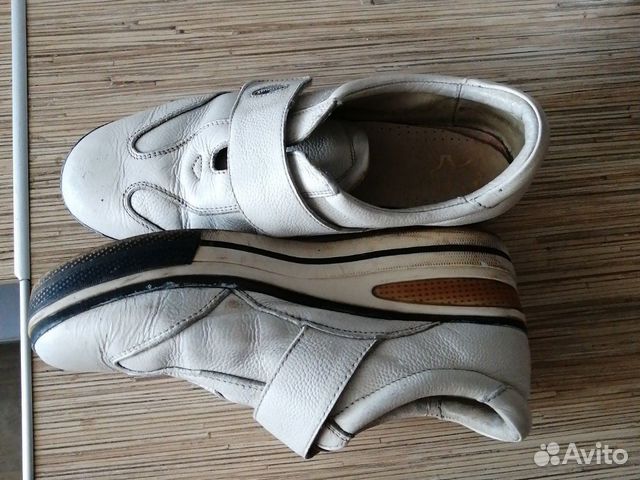 Кроссовки спорт туфли Кроссовки спорт туфли